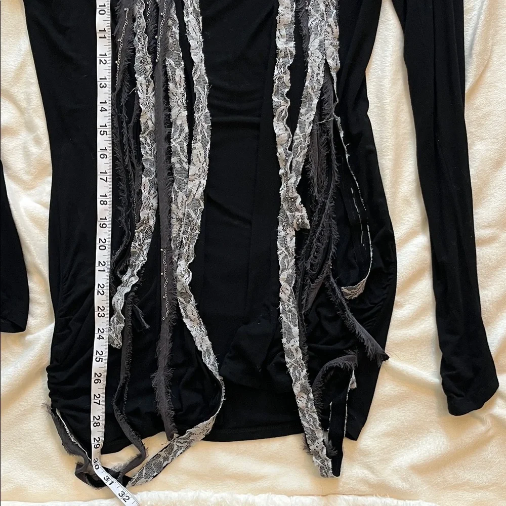 BKE Boutique Y2K Black and gray Lace Detail cardigan - Picture 8 of 8